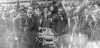Chegada do corpo de Oswaldo Cruz ao cemitério São João Batista
Sepultamento foi realizado em 12 de fevereiro de 1917, no Rio de Janeiro. Foto: Acervo COC.