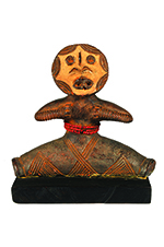 Escultura com pintura   corporal, argila, pigmento. Etnia Tikar, República dos Camarões.