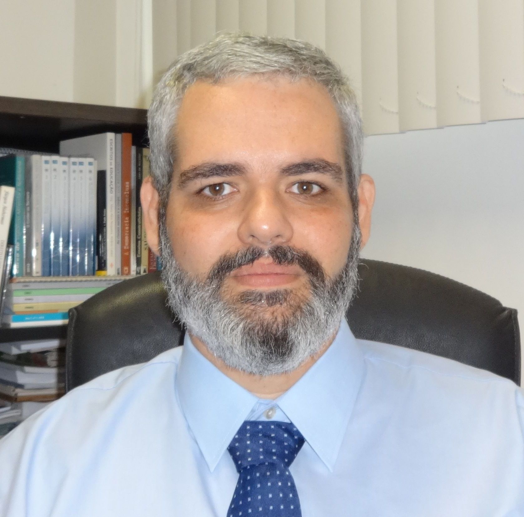 Imagem de perfil do pesquisador Frederico Peres da Costa